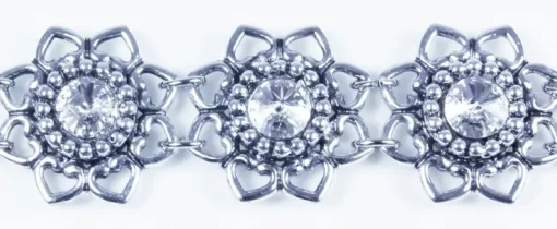LUISIA® Armband Leandra mit Herzblüten und Kristallen von Swarovski® - Crystal / Kristall