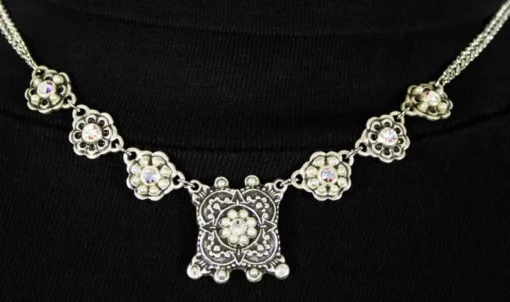 LUISIA Halskette Katharina mit Kristallen von Swarovski®