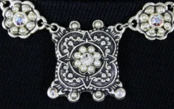 LUISIA Halskette Katharina mit Kristallen von Swarovski®