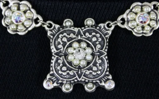 LUISIA Halskette Katharina mit Kristallen von Swarovski®