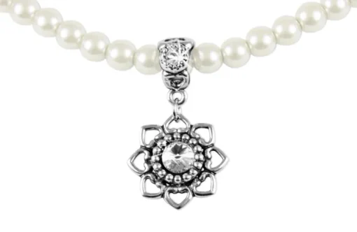 LUISIA Perlencollier Tessa mit Herzblüte - Weiß